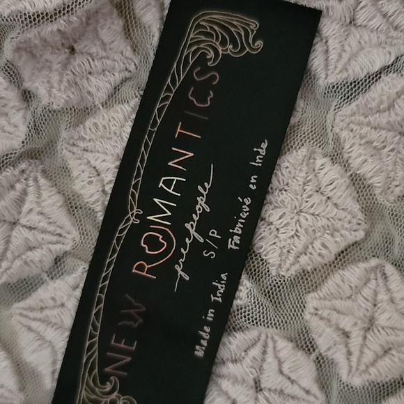 New Romantics Free People Top - SZ S - Picture 6 of 7